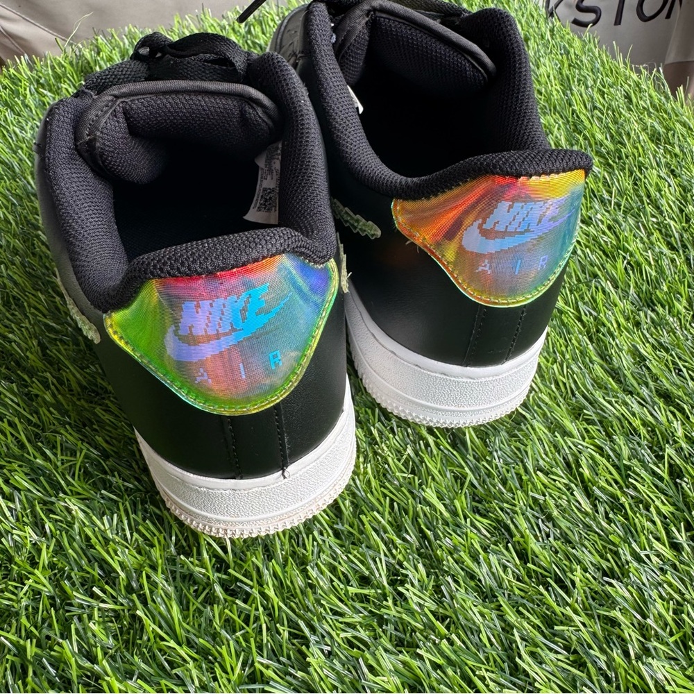 Nike Air Force 1 Low Iridescent Pixel - Black Men’s Size 8.5 - Picture 2 of 9